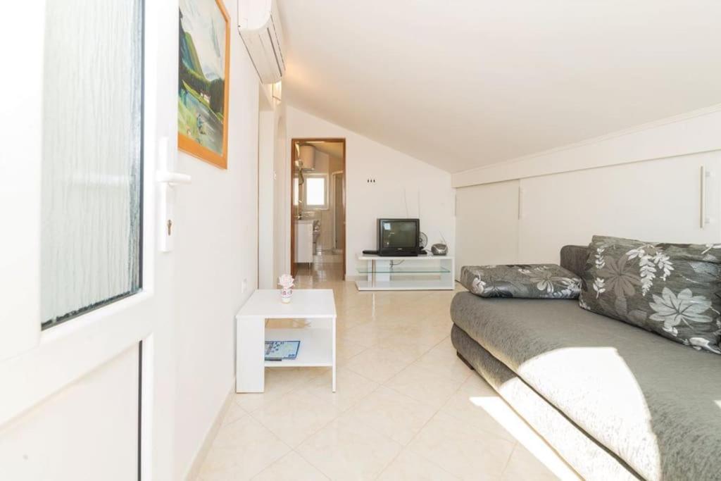 Apartman Maura Vlašići Esterno foto